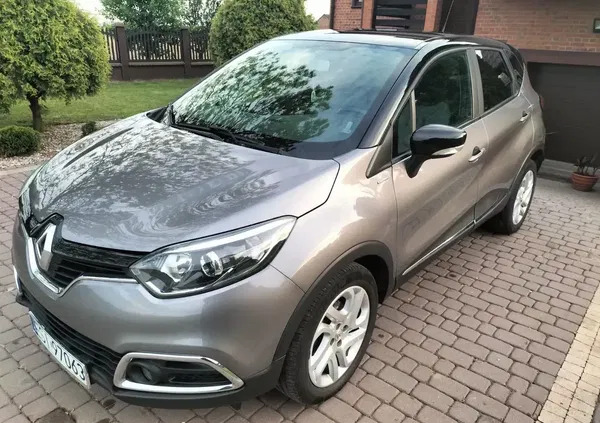 łódzkie Renault Captur cena 46500 przebieg: 106800, rok produkcji 2017 z Błaszki